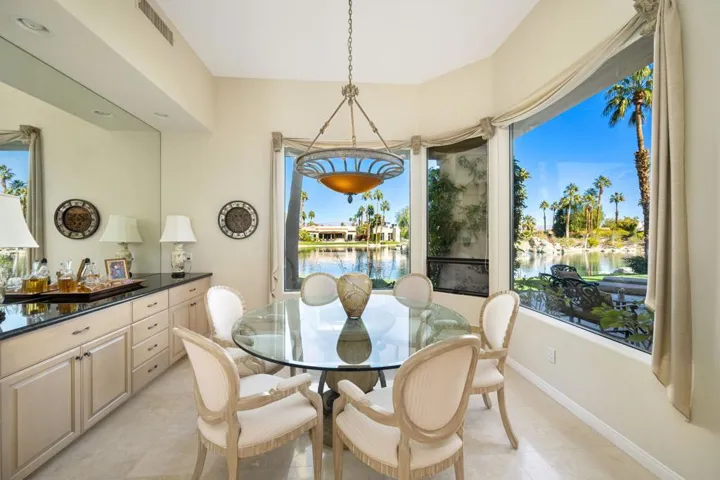 41-web-or-mls-JV_Cherry_0123_041