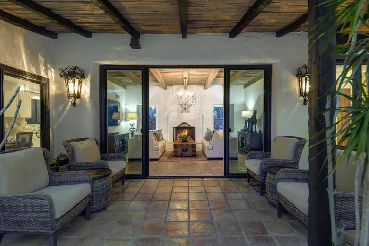 BACK COVERED PATIO TO LIVING STRAIGHT IN