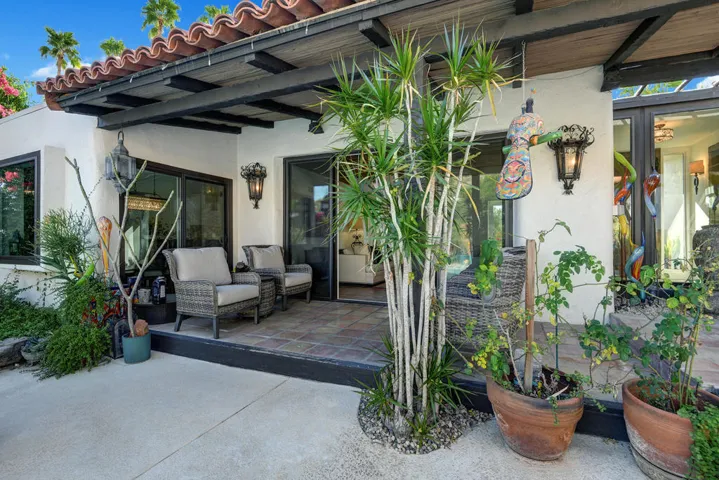 BACK COVERED PATIO REVERSE MLS