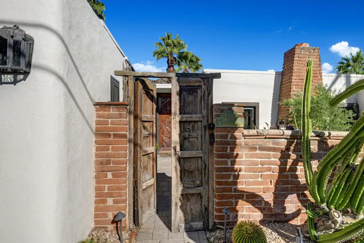 ENTRY COURTYARD GATES MLS