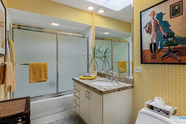 2336 S Caliente Drive, Palm Springs, California 92264