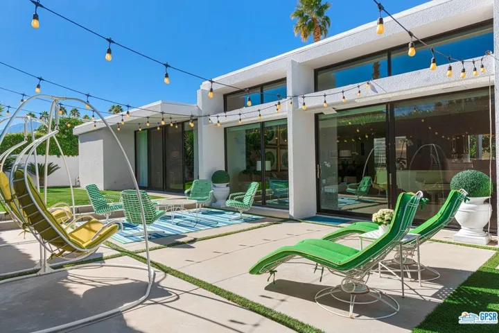 2336 S Caliente Drive, Palm Springs, California 92264