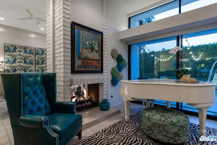 2336 S Caliente Drive, Palm Springs, California 92264