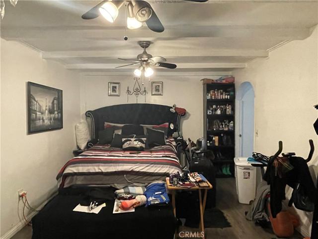 Front house room 3