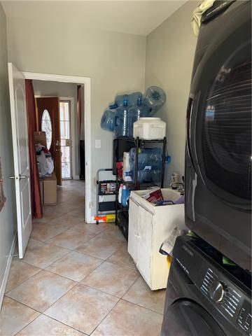 Second unit laundry room