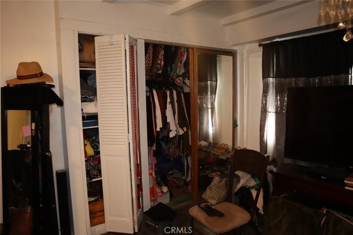 Front house room 3