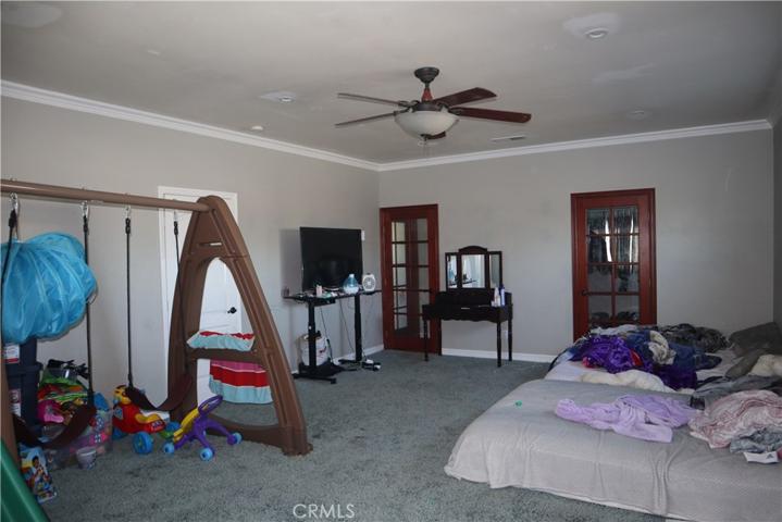 Second unit Masterbedroom