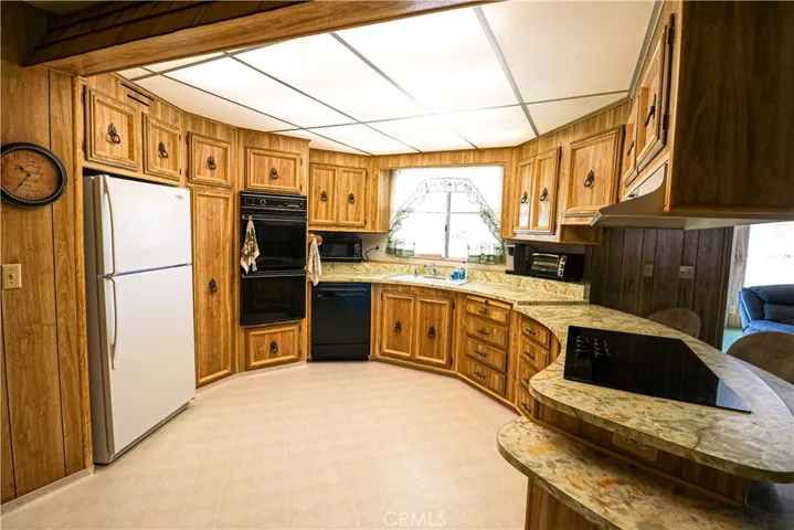 126 Brawley Avenue, Thermal, California 92274