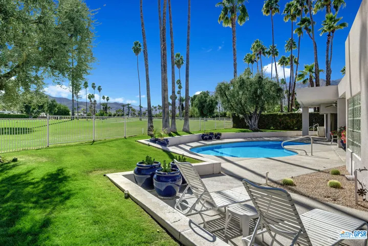 2560 S Camino Real, Palm Springs, California 92264