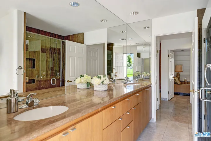 2560 S Camino Real, Palm Springs, California 92264