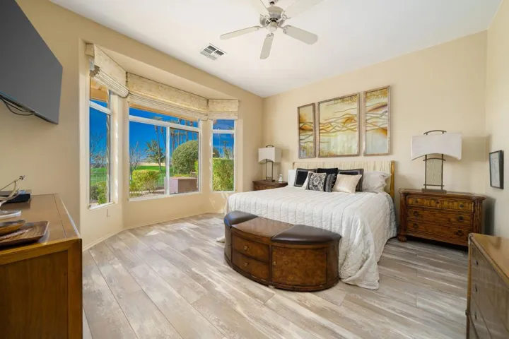 44-web-or-mls-JLRosemont_2023_044