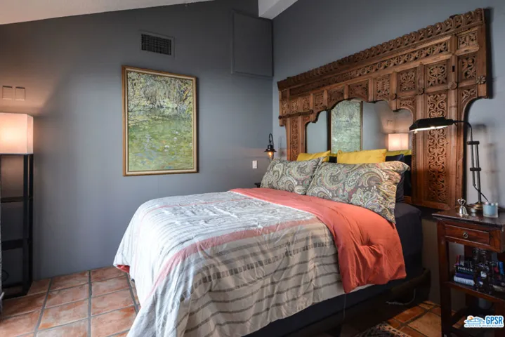 Bedroom with spacious vaulted ceiling