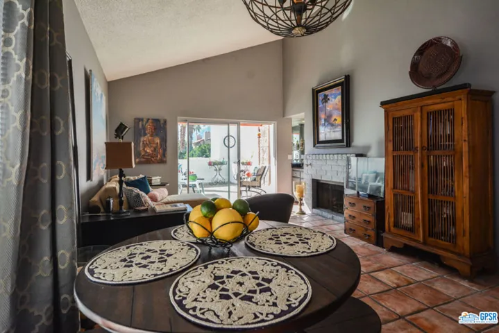 Open Dining Area