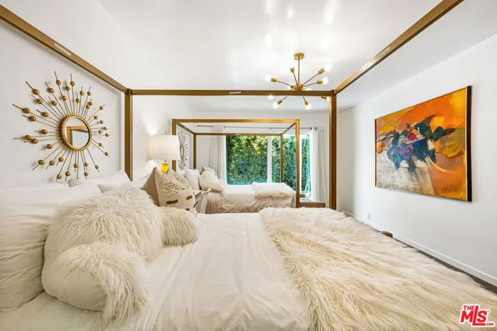 Guest bedroom 2