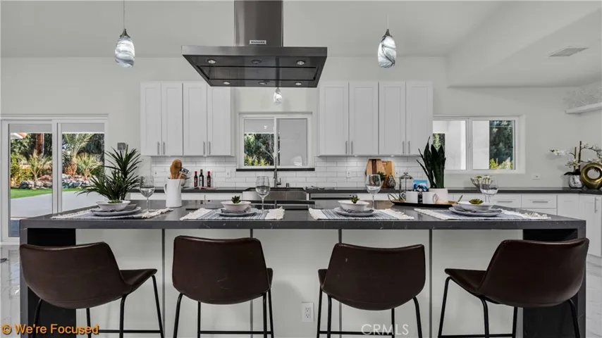 2800 N Farrell Drive, Palm Springs, California 92262