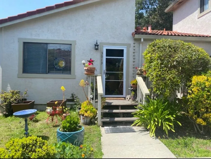 3013 Corte Cabrillo, California home-pic-0