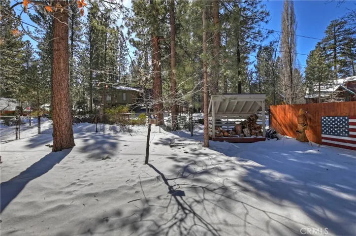 738 Golden West Drive, Big Bear Lake, California 92315