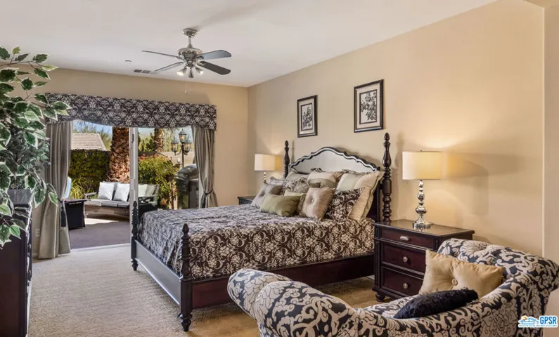 1210 Palmas, Palm Springs, California 92262