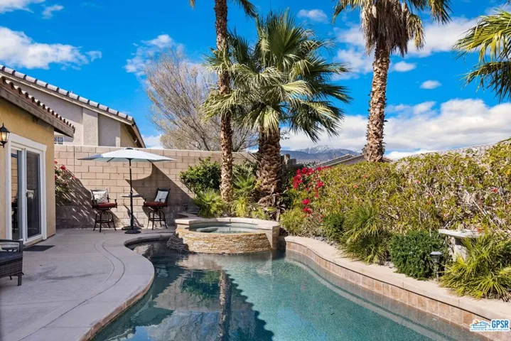 1210 Palmas, Palm Springs, California 92262