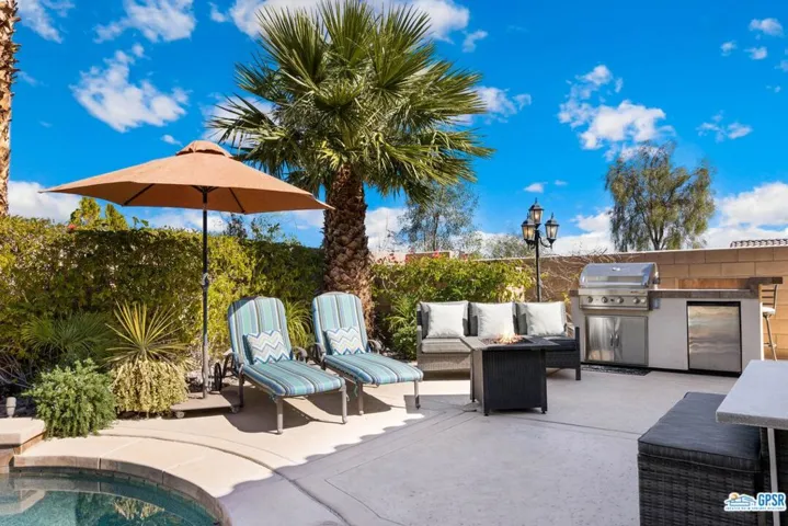 1210 Palmas, Palm Springs, California 92262