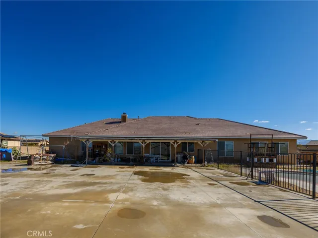 12302 Braeburn Road, Apple Valley, California 92308