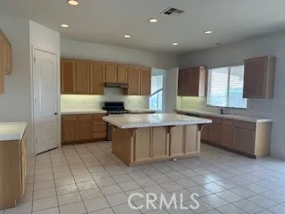 12302 Braeburn Road, Apple Valley, California 92308