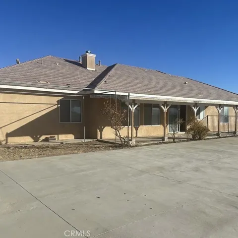 12302 Braeburn Road, Apple Valley, California 92308