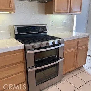 12302 Braeburn Road, Apple Valley, California 92308