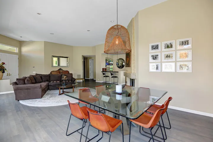 DINING SPACE