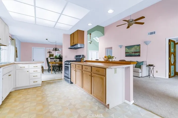 1239 Descanso Street, San Luis Obispo, California 93405