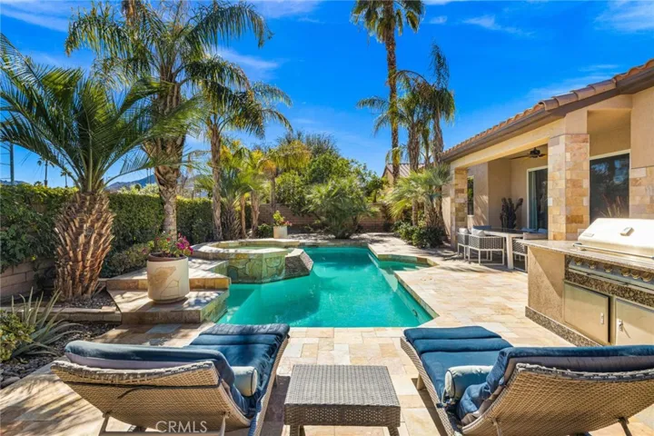 14 Calle Lantana, Palm Desert, California 92260