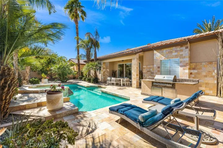 14 Calle Lantana, Palm Desert, California 92260