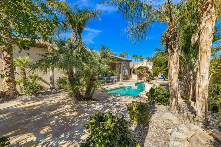 14 Calle Lantana, Palm Desert, California 92260