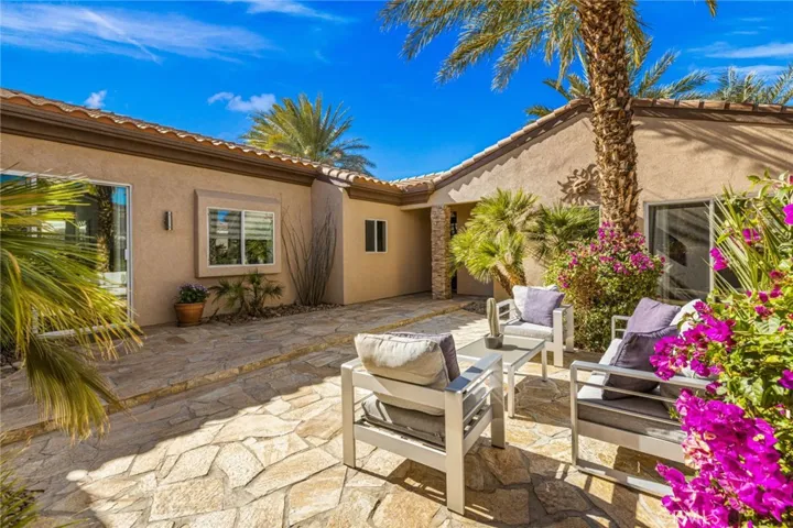 14 Calle Lantana, Palm Desert, California 92260
