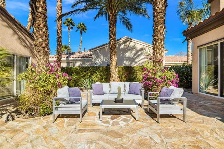 14 Calle Lantana, Palm Desert, California 92260