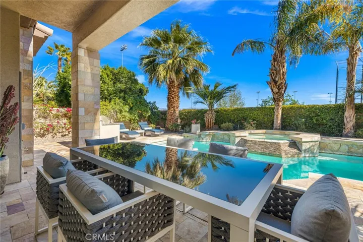 14 Calle Lantana, Palm Desert, California 92260