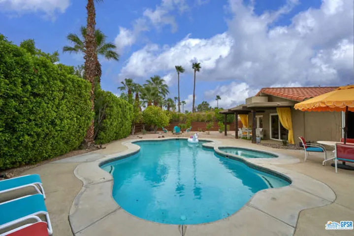 550 N Burton Way, Palm Springs, California 92262