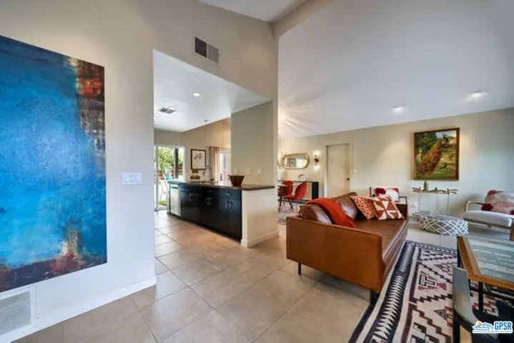 550 N Burton Way, Palm Springs, California 92262
