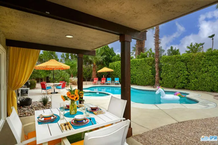 550 N Burton Way, Palm Springs, California 92262