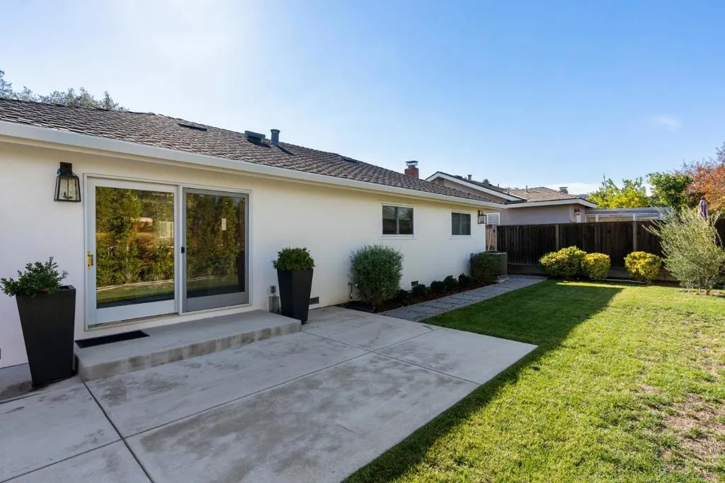 1641 Hyacinth Lane, California home-pic-22