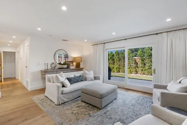 1641 Hyacinth Lane, California home-pic-12