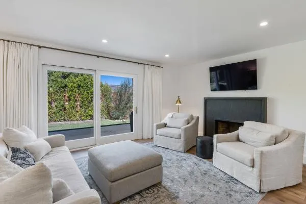 1641 Hyacinth Lane, California home-pic-11