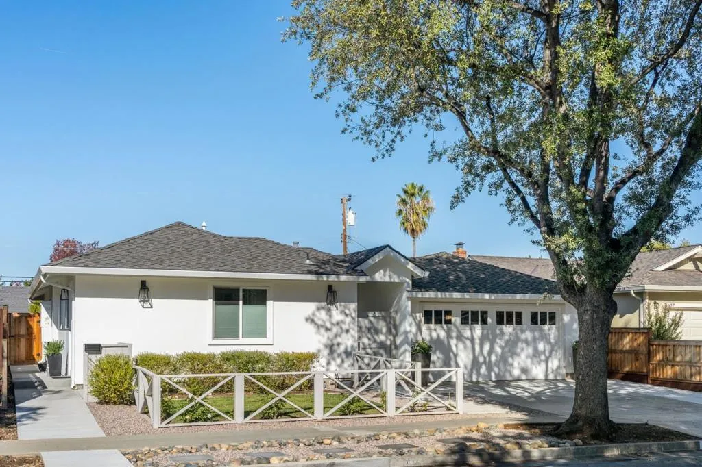 1641 Hyacinth Lane, California home-pic-3