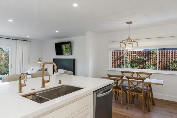 1641 Hyacinth Lane, California home-pic-6