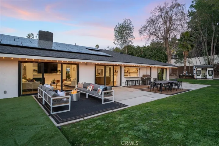 1402 Treasure Lane, North Tustin, California 92705