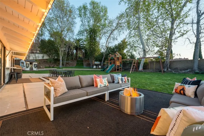 1402 Treasure Lane, North Tustin, California 92705