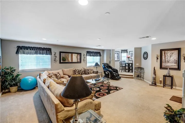 5409 Messina Way, Fontana, California 92336