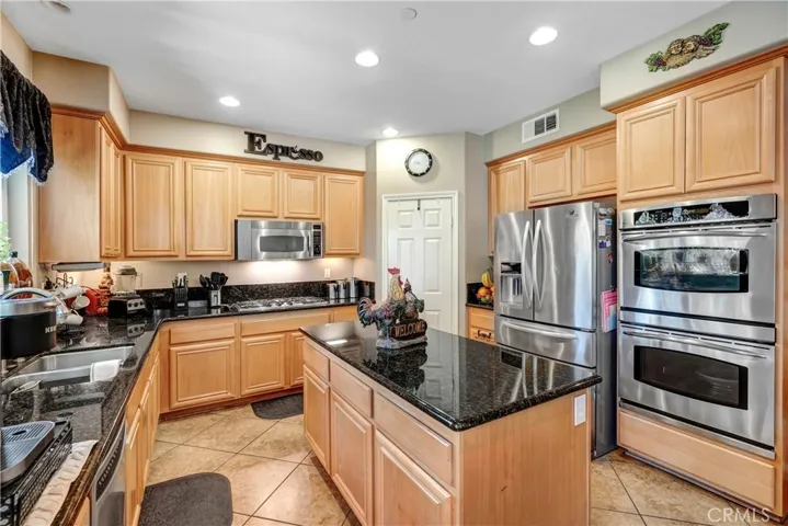 5409 Messina Way, Fontana, California 92336