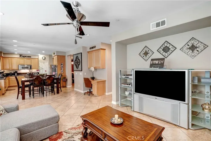 5409 Messina Way, Fontana, California 92336