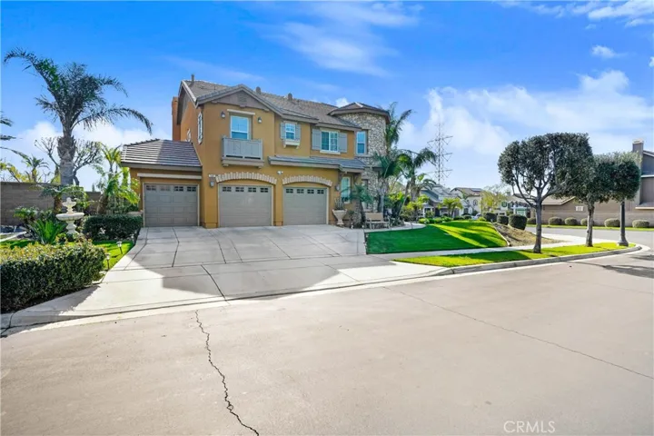 5409 Messina Way, Fontana, California 92336